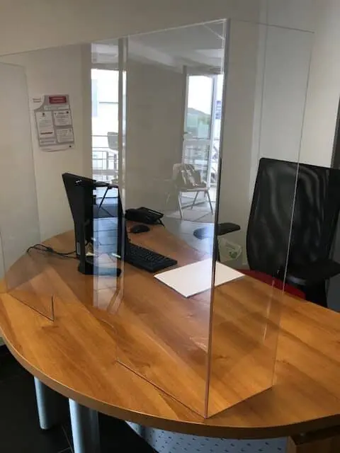protection plexiglas